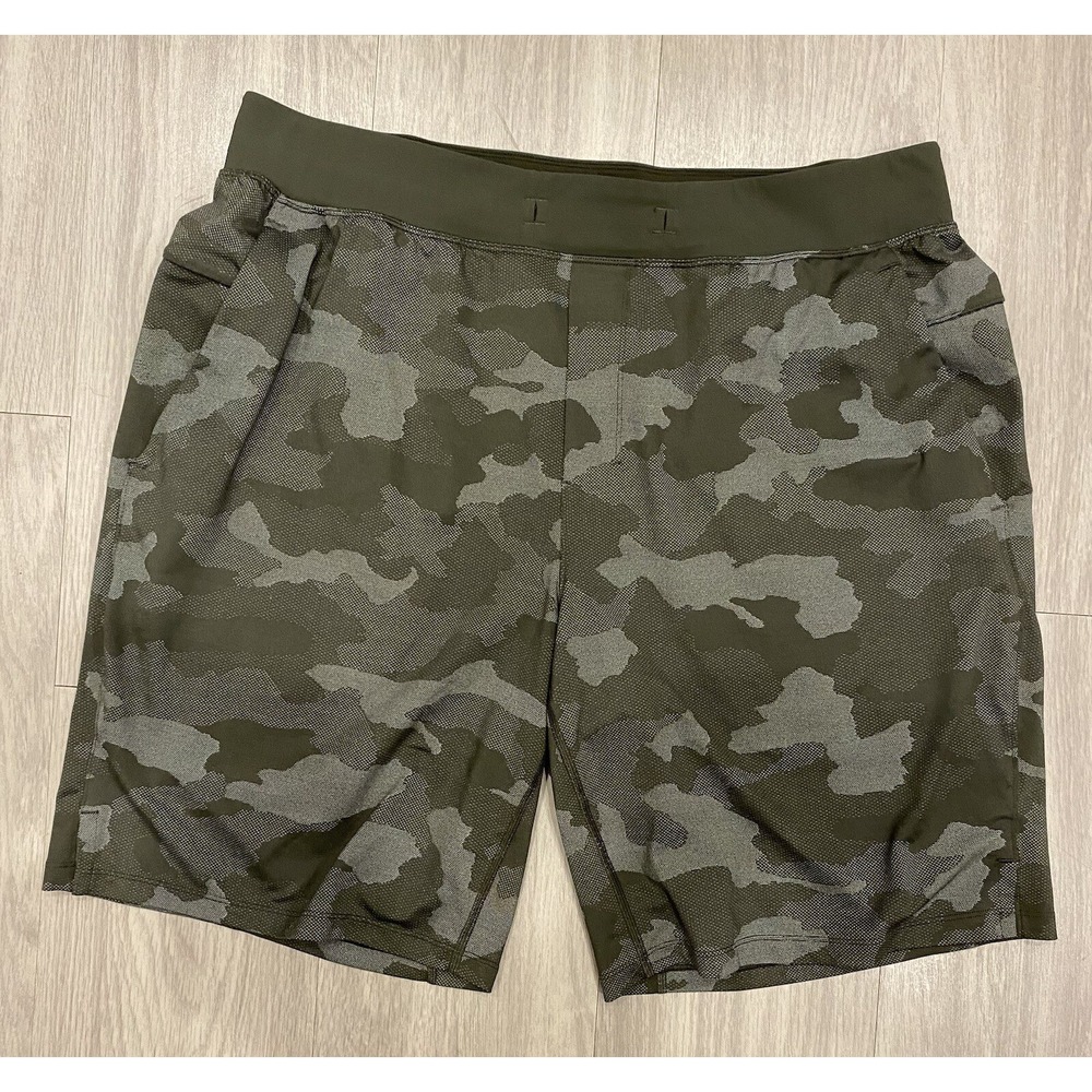 Lululemon XL Pace Breaker 9" Shorts Lined Green Camo Pockets Athletic